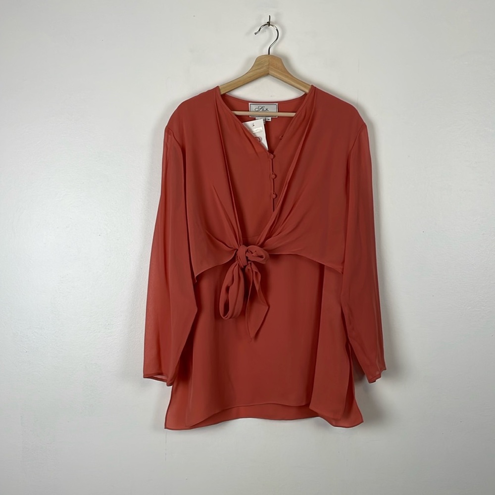 Silk Boutique Womens M Silk Long Sleeve Tie Front Pullover 1/2 Button Tunic Top